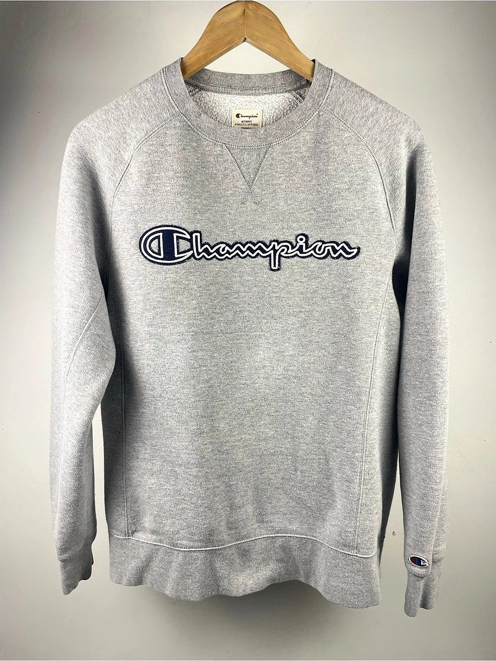 ✨ FREE WITH PURCHASE ✨ Champion Grey Crewneck Sweatshirt S